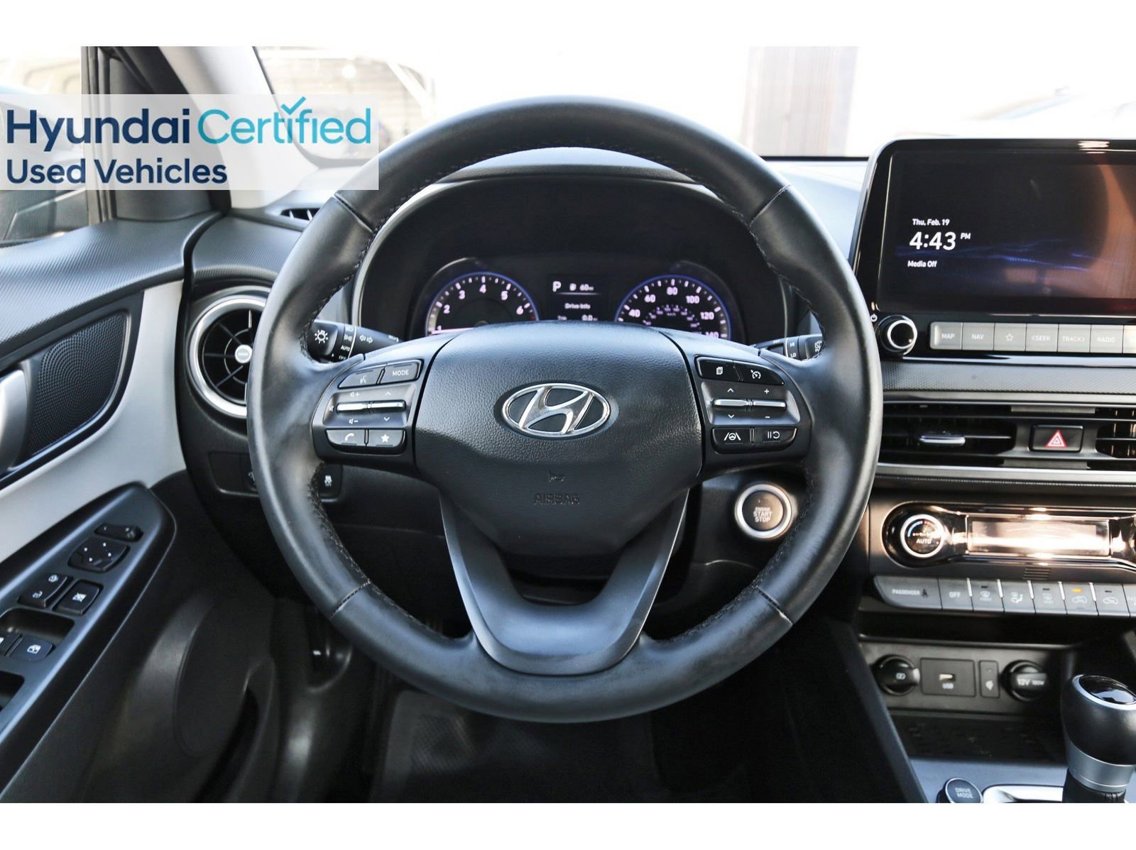 Certified 2023 Hyundai Kona SEL w/ Convenience Package image 16