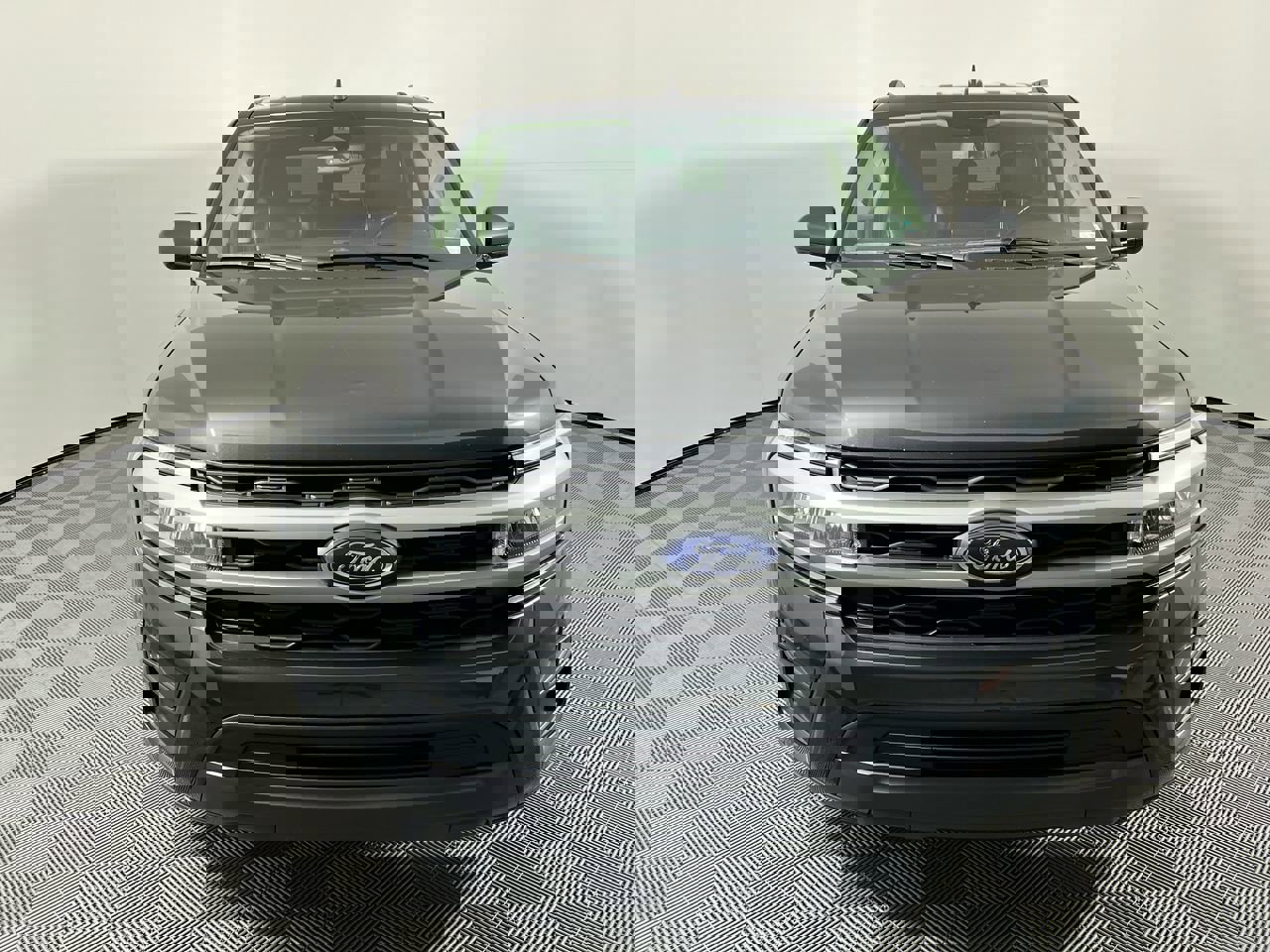 Used 2024 Ford Expedition Max XLT image 8