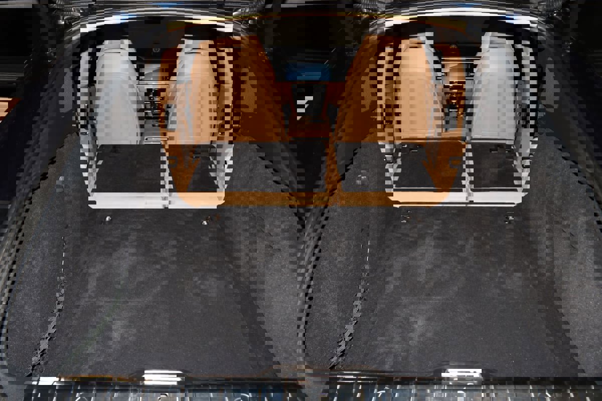 Used 2018 Porsche Panamera 4 image 86