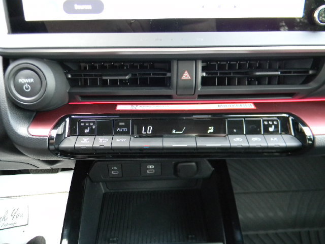 Certified 2024 Toyota Prius Prime FWD image 14