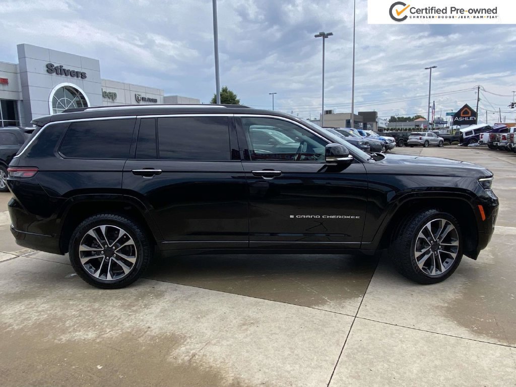 Used 2021 Jeep Grand Cherokee L Overland w/ Luxury Tech Group IV AWD/4WD image 43