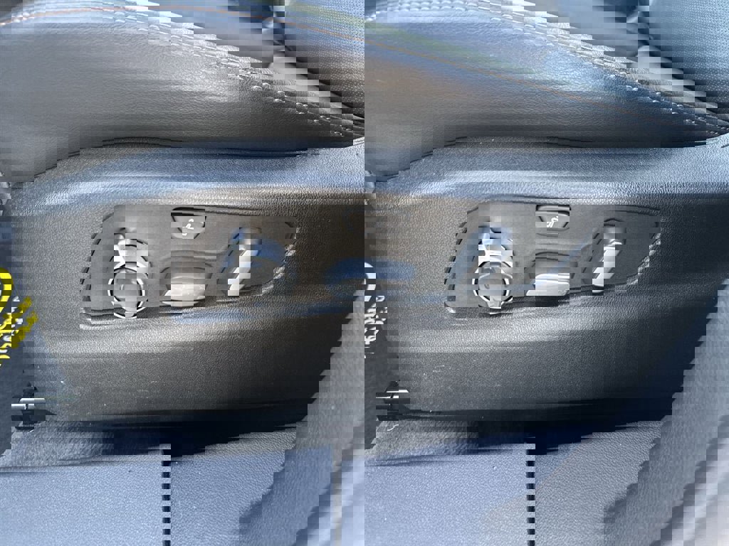 Certified 2023 Cadillac XT4 Sport image 12