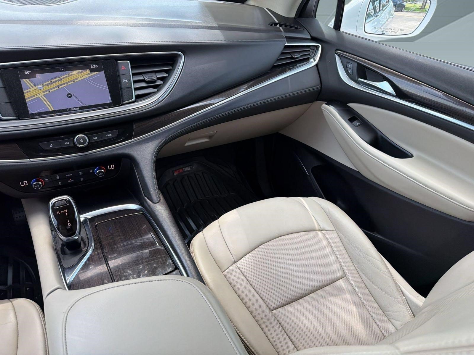 Certified 2018 Buick Enclave Essence FWD image 30