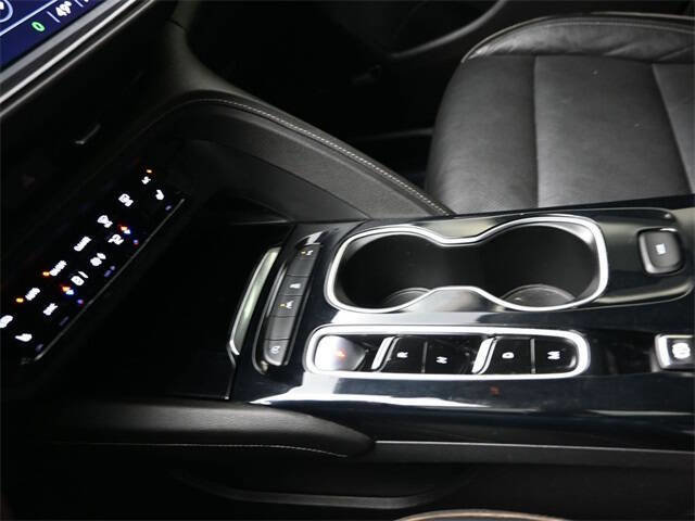 Used 2021 Buick Envision Essence w/ Technology Package I image 25