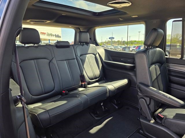 New 2026 Jeep Grand Wagoneer Limited AWD/4WD image 21