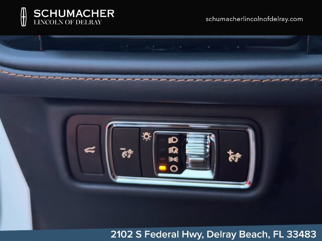 New 2027 Lincoln Aviator Black Label w/ Black Label Special Edition AWD/4WD image 19