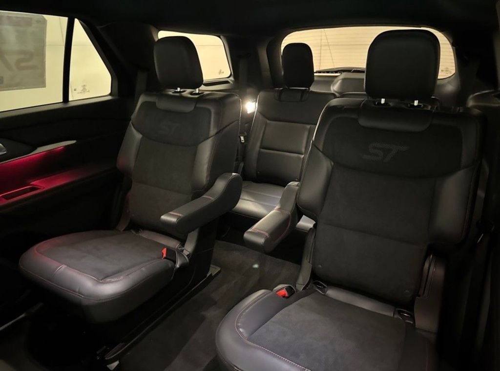 New 2026 Ford Explorer ST image 16
