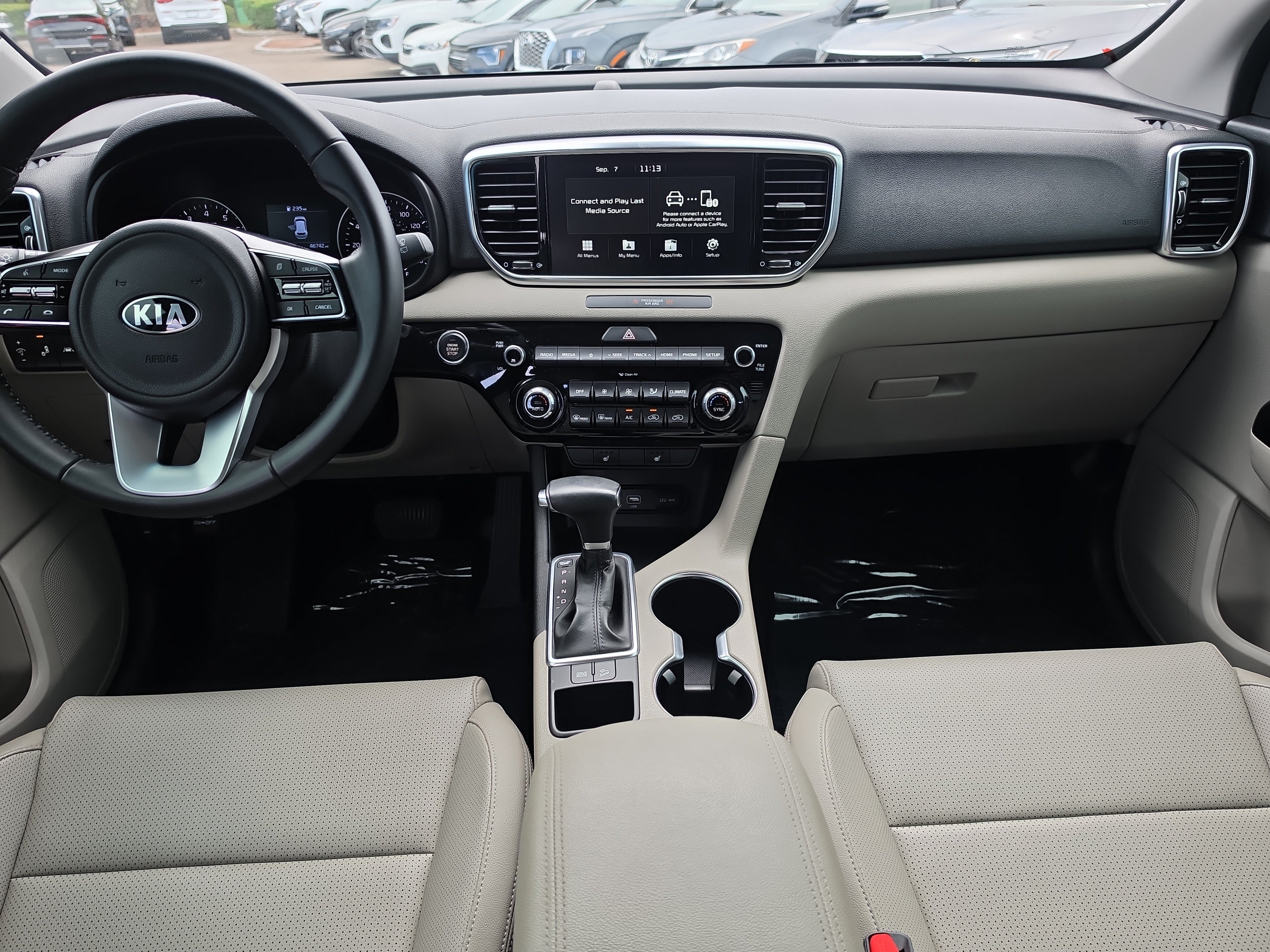 Certified 2022 Kia Sportage EX FWD image 13