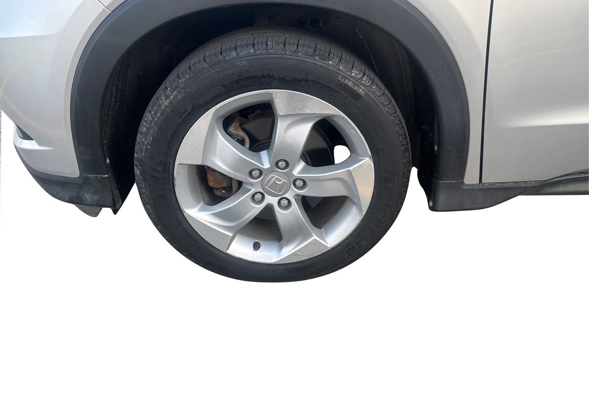 Used 2016 Honda HR-V EX image 26