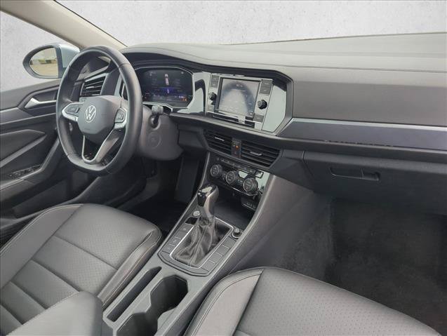 Used 2024 Volkswagen Jetta SE FWD image 23