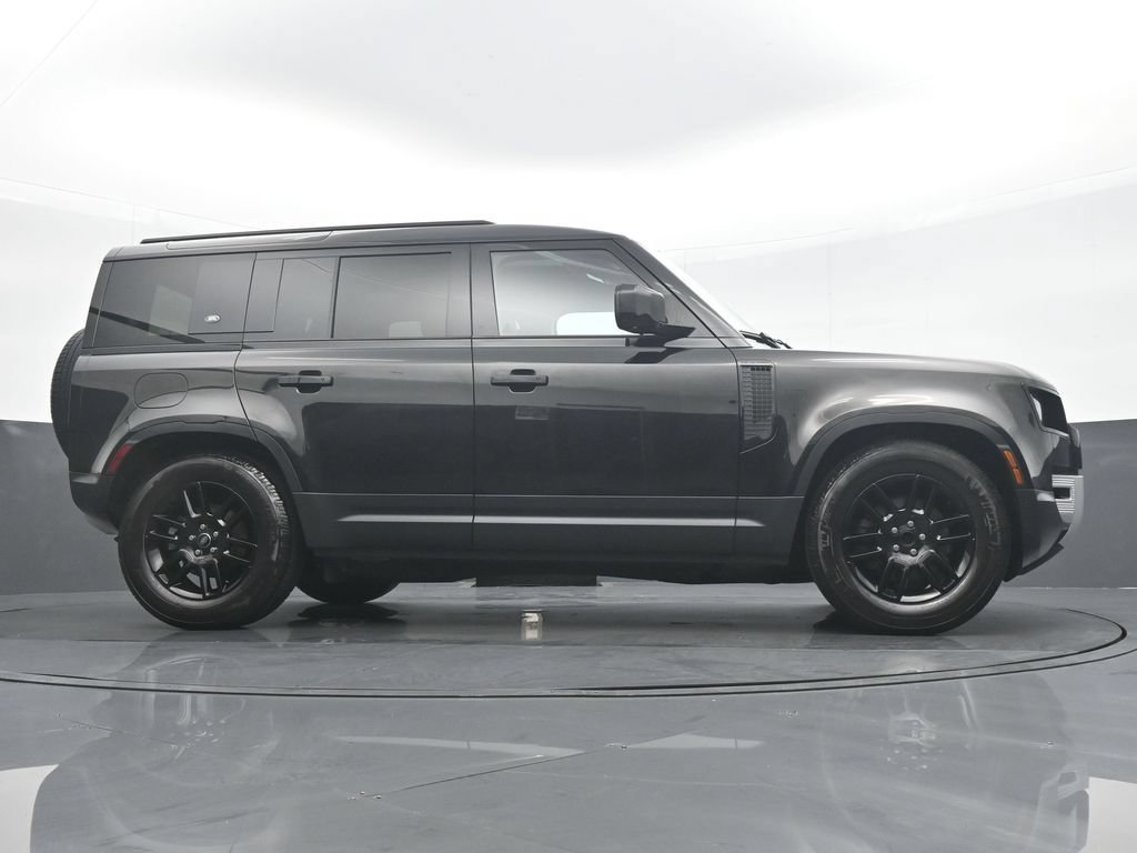 Used 2024 Land Rover Defender 110 S AWD/4WD image 31