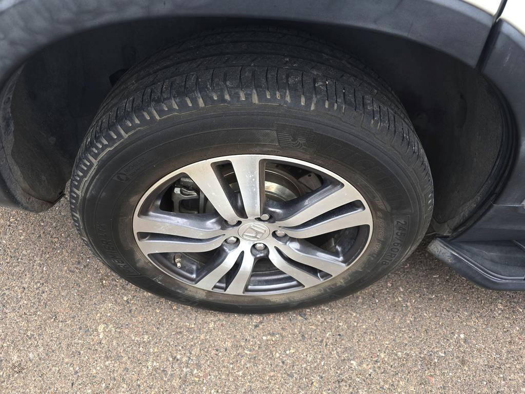 Used 2017 Honda Pilot EX image 38