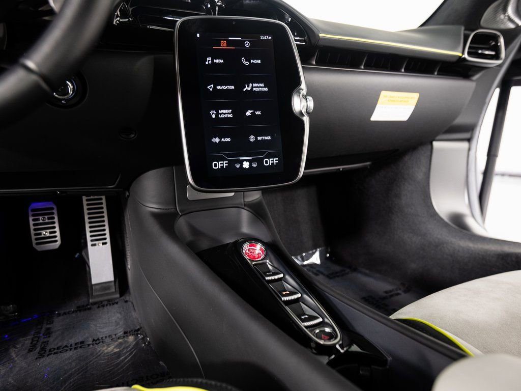 Used 2023 McLaren Artura RWD image 12