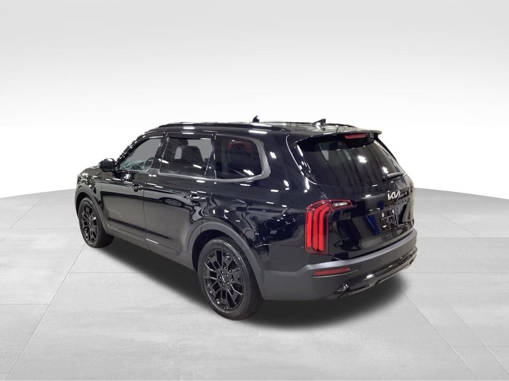 Used 2022 Kia Telluride SX w/ SX Prestige Package image 4