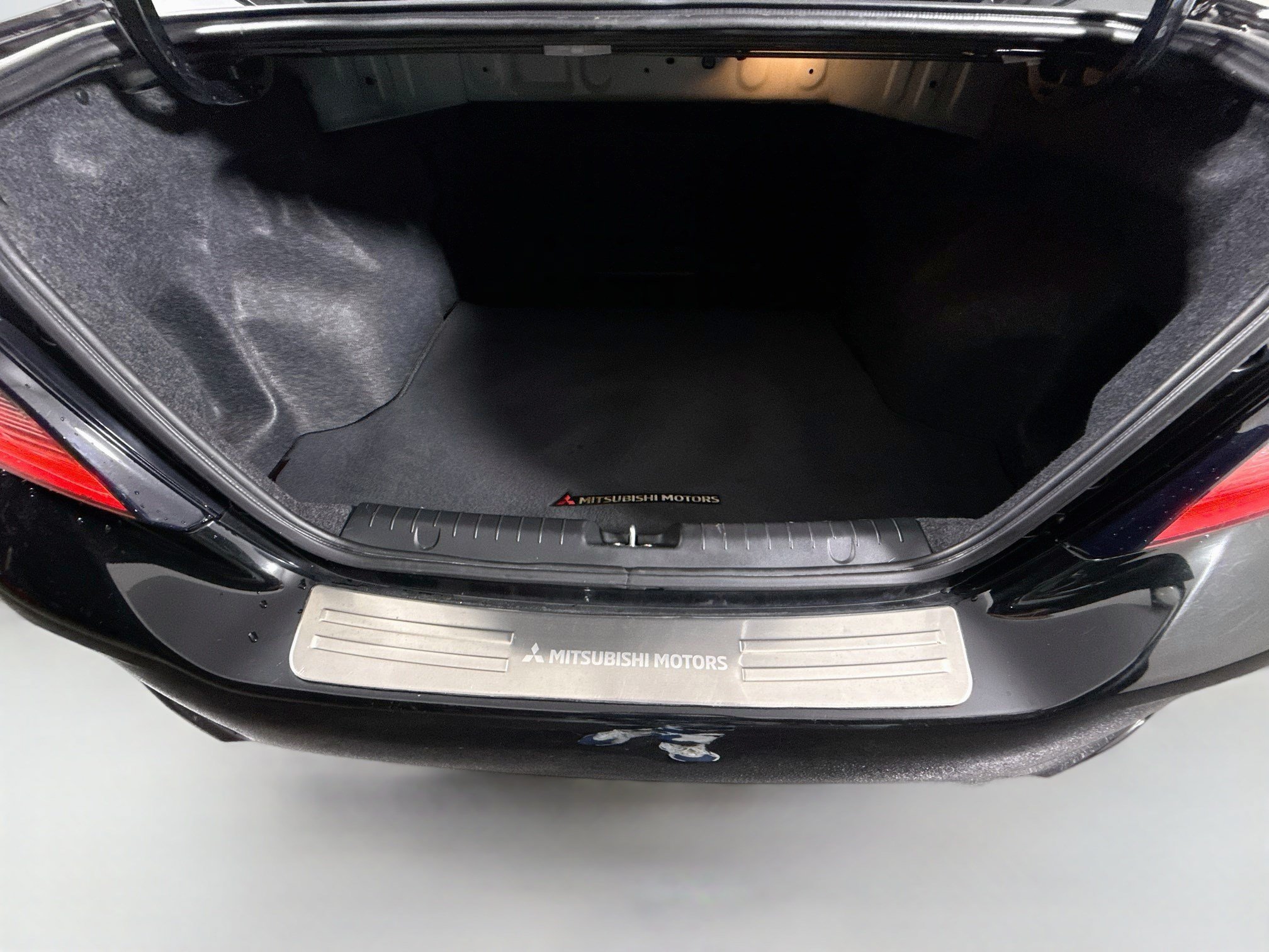 Used 2022 Mitsubishi Mirage G4 Black Edition FWD image 27