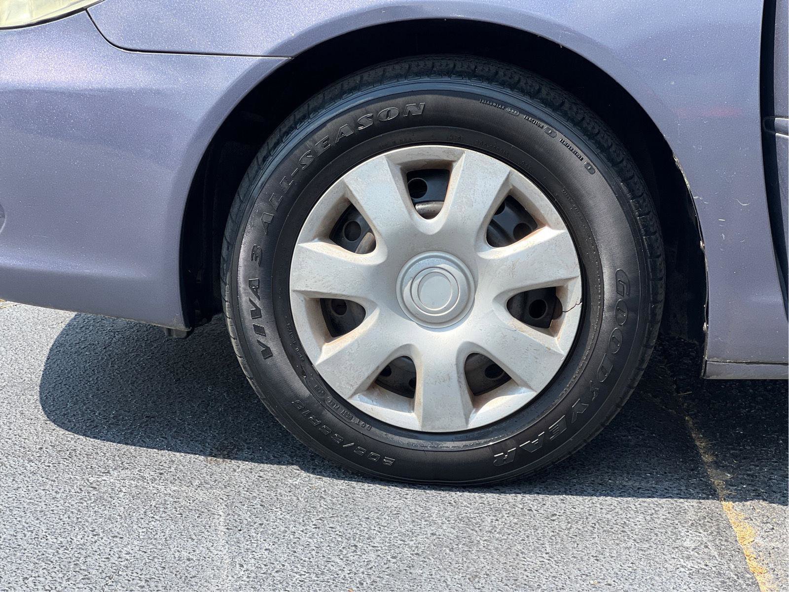 Used 2002 Toyota Camry LE FWD image 22