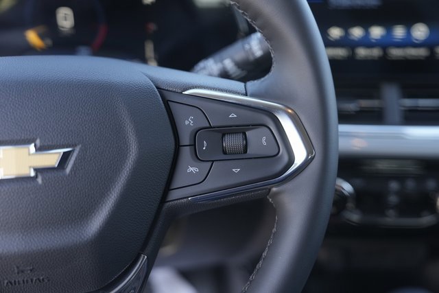 Used 2025 Chevrolet Trax LT w/ Driver Confidence Package image 23