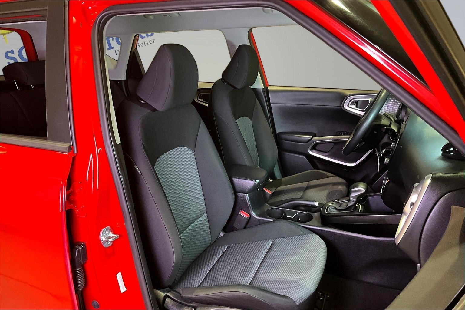 Used 2023 Kia Soul LX w/ Option Group 015 FWD image 29