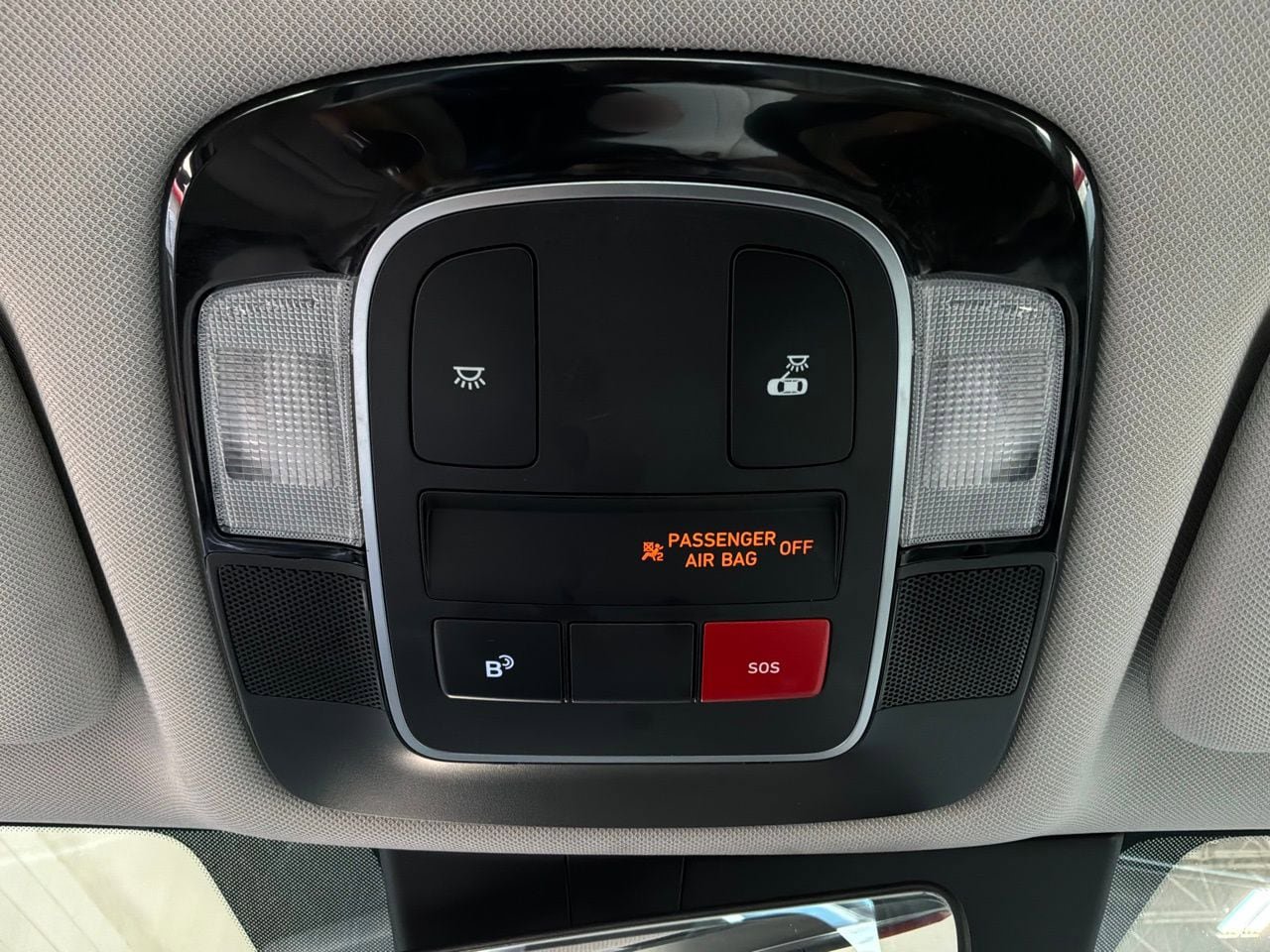 Used 2025 Hyundai Sonata SEL FWD image 17