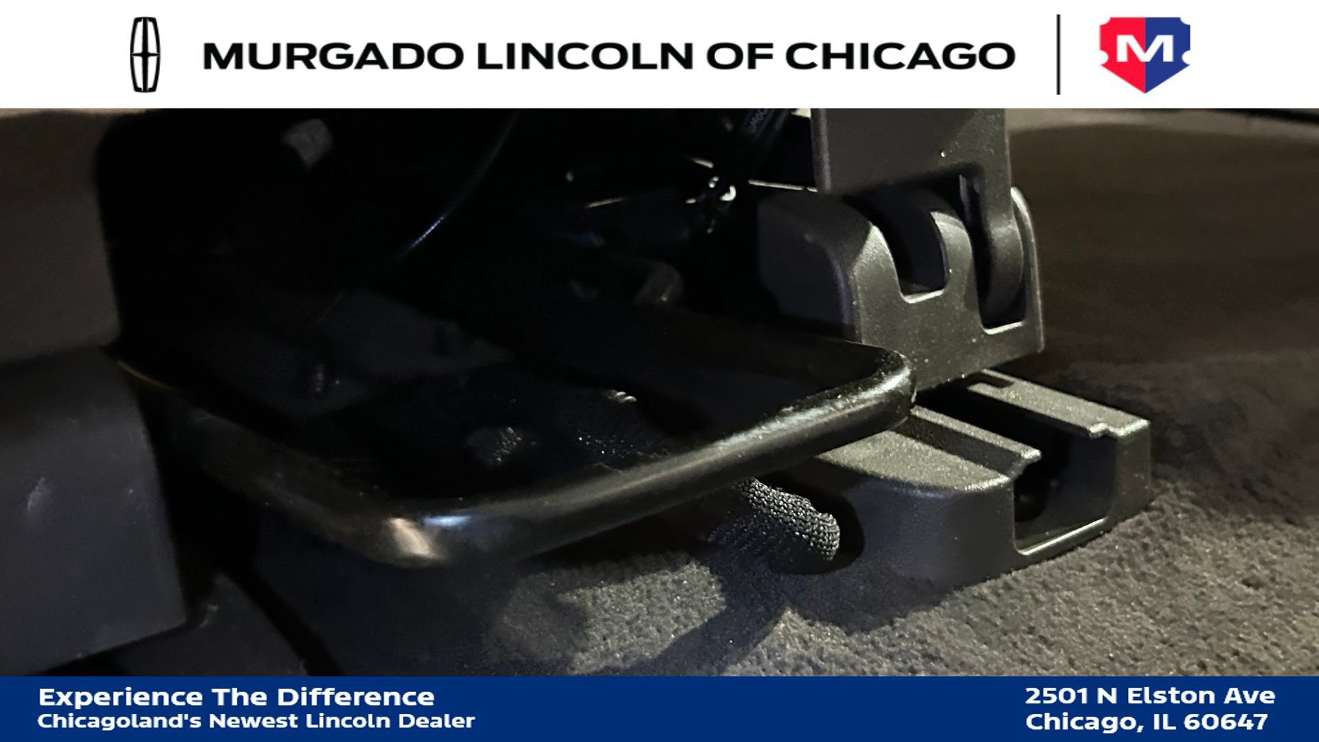 Certified 2024 Lincoln Navigator Reserve AWD/4WD image 63