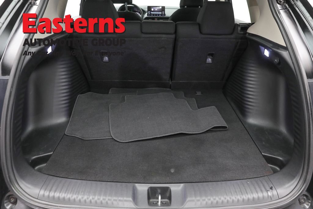 Used 2024 Honda HR-V LX image 9