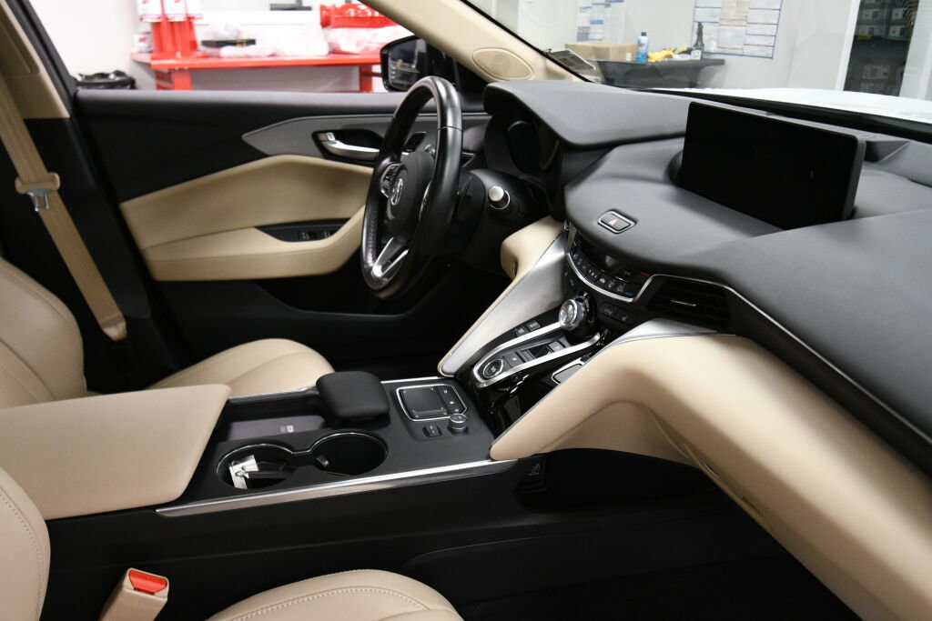 Used 2024 Acura TLX w/ Technology Package image 28