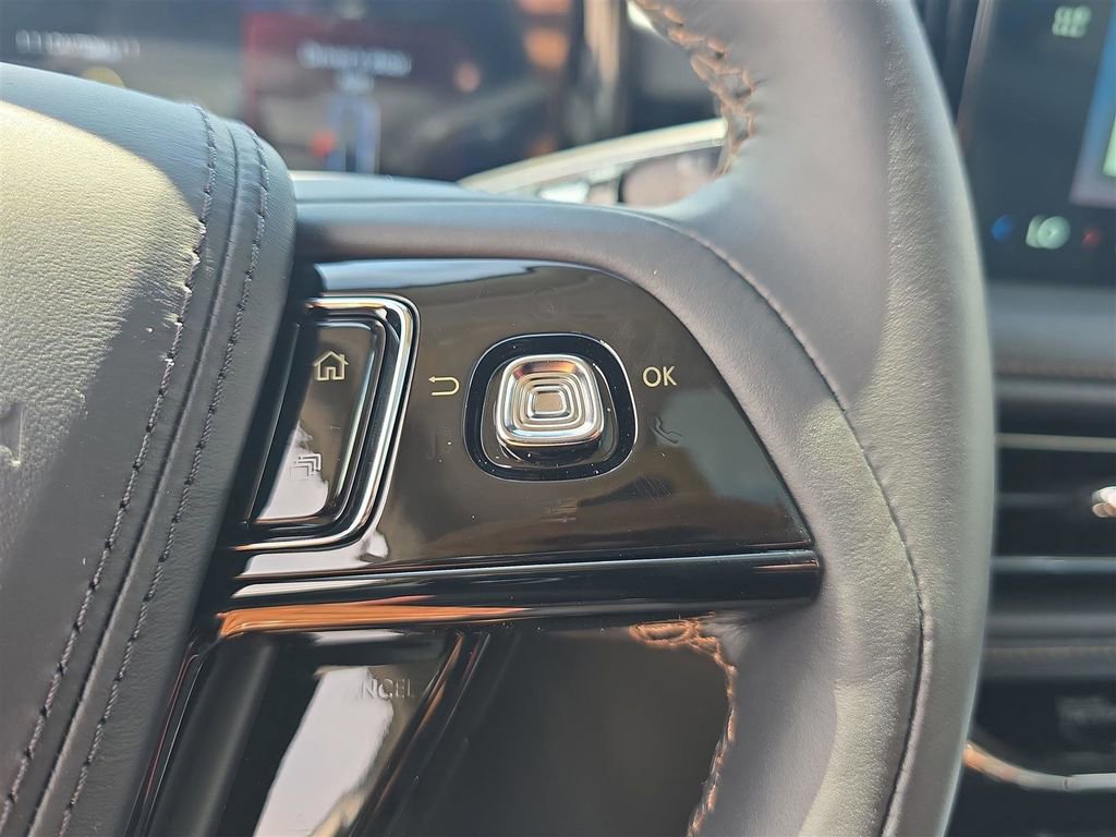New 2025 Lincoln Aviator 2WD w/ Equipment Group 101A image 27