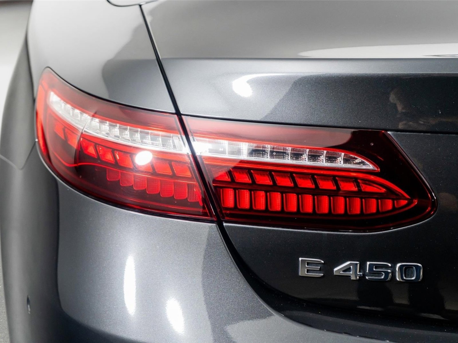 Used 2023 Mercedes-Benz E 450 Cabriolet w/ AMG Line image 13