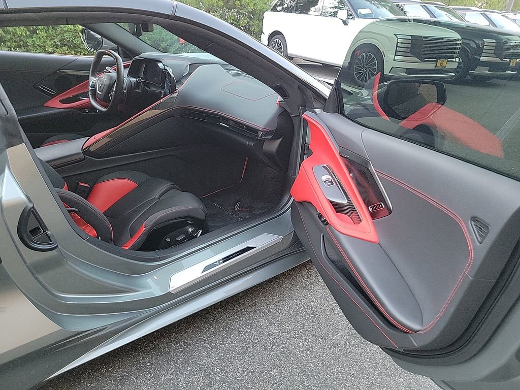 Used 2024 Chevrolet Corvette Stingray Preferred Conv w/ Stealth Interior Trim Package image 34