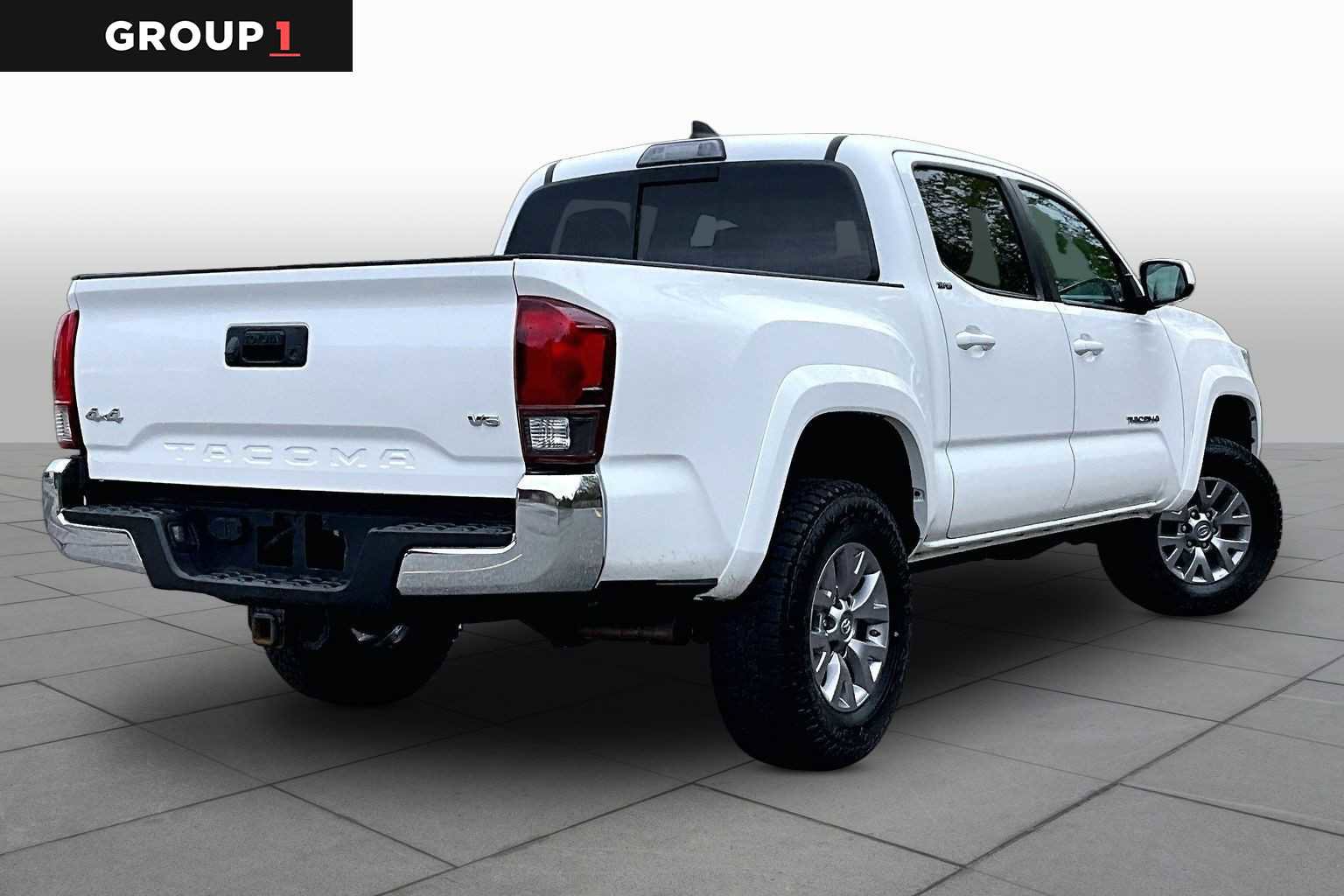 Used 2019 Toyota Tacoma SR5 AWD/4WD image 13