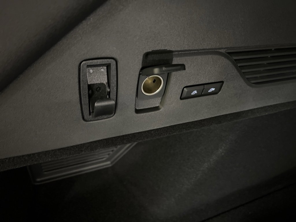 Used 2025 Lincoln Nautilus Premier w/ Equipment Group 102A image 34