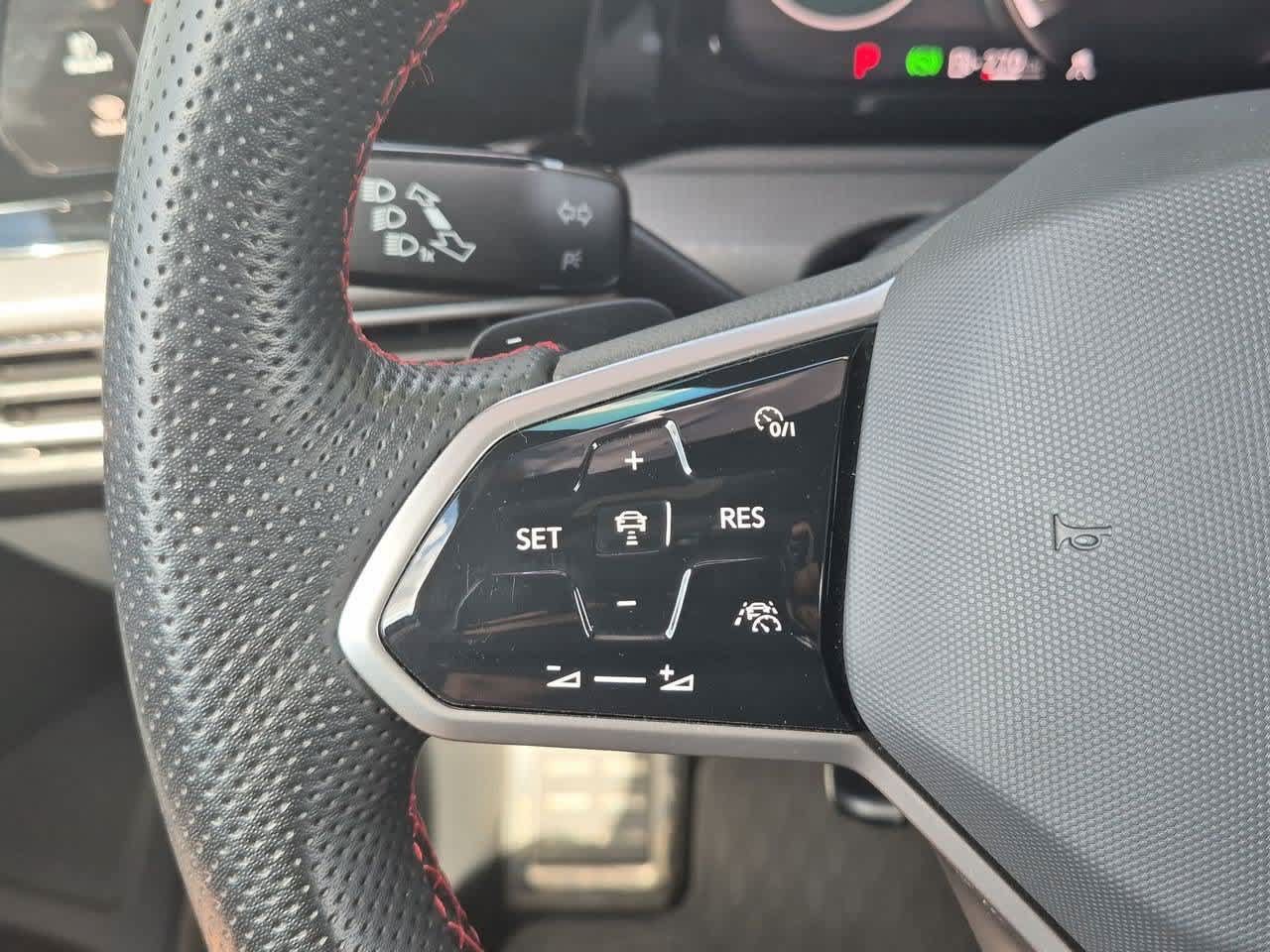 Used 2024 Volkswagen GTI SE FWD image 24