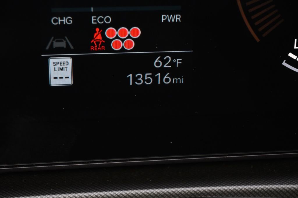 Used 2025 Hyundai Santa Fe SEL image 27