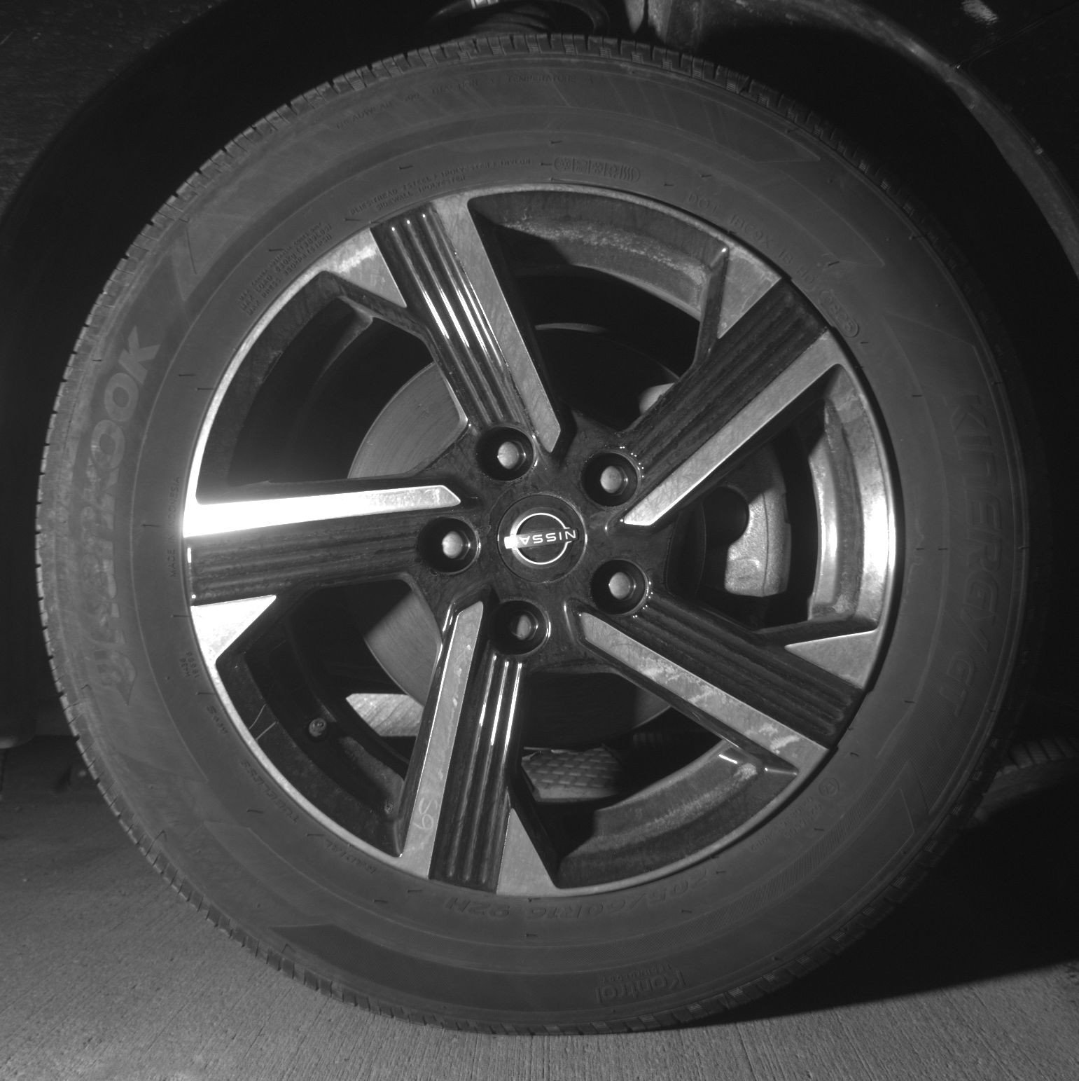 Used 2025 Nissan Sentra SV image 13