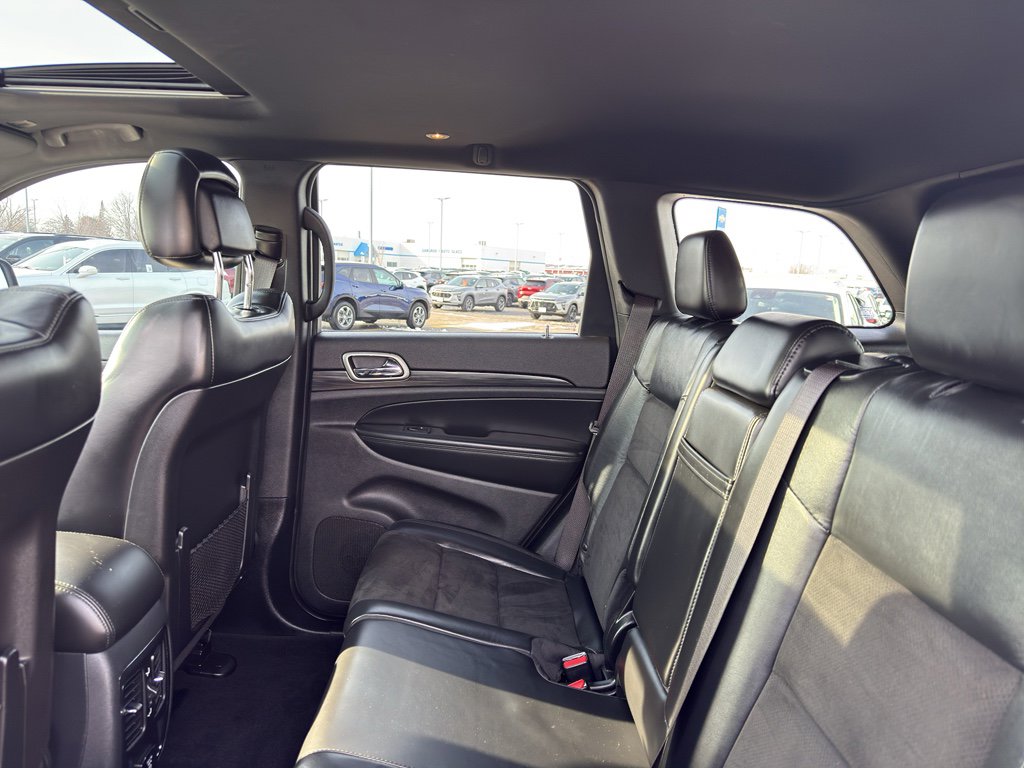 Used 2019 Jeep Grand Cherokee Altitude image 33