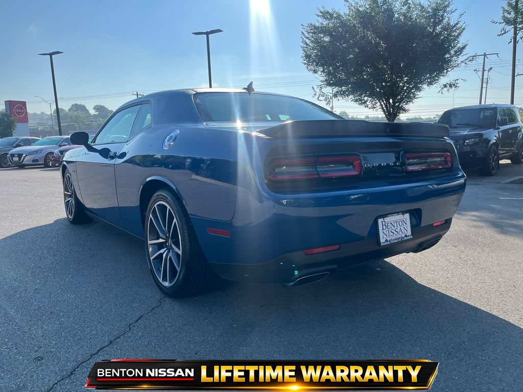 Used 2023 Dodge Challenger R/T RWD video 4
