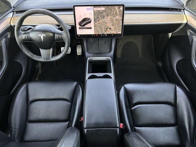 Used 2023 Tesla Model Y Performance image 11