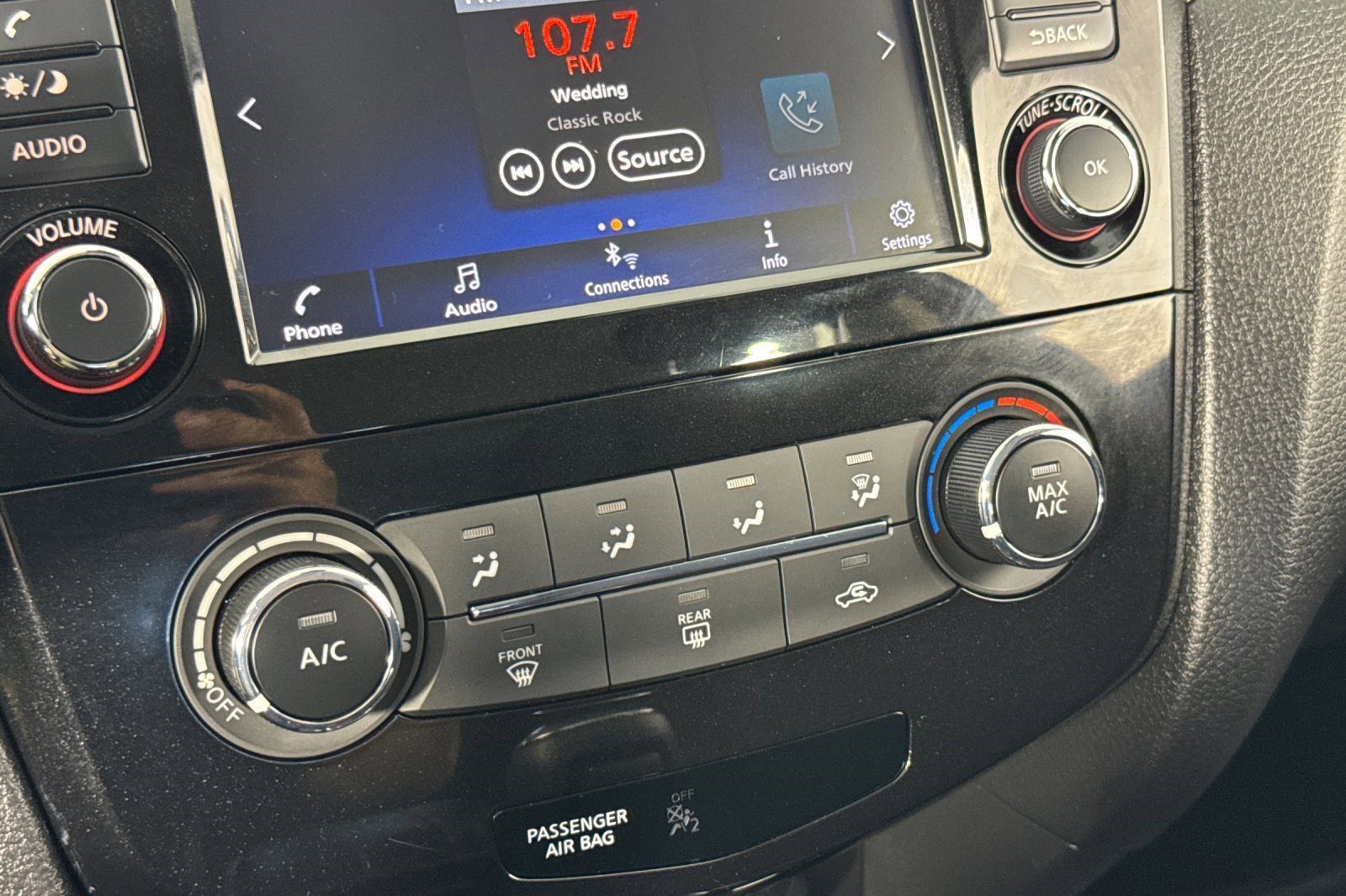 Used 2021 Nissan Rogue Sport S FWD image 19