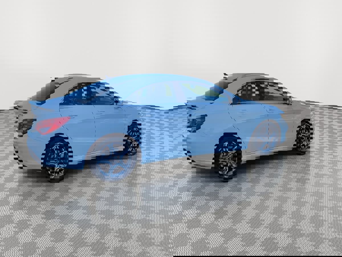 Used 2018 Mercedes-Benz CLA 250 4MATIC image 7