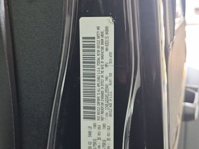 Used 2014 Jeep Wrangler Unlimited Sport w/ Connectivity Group AWD/4WD image 27