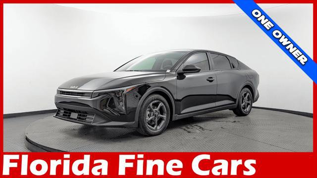 Used 2025 Kia K4 FWD image 1