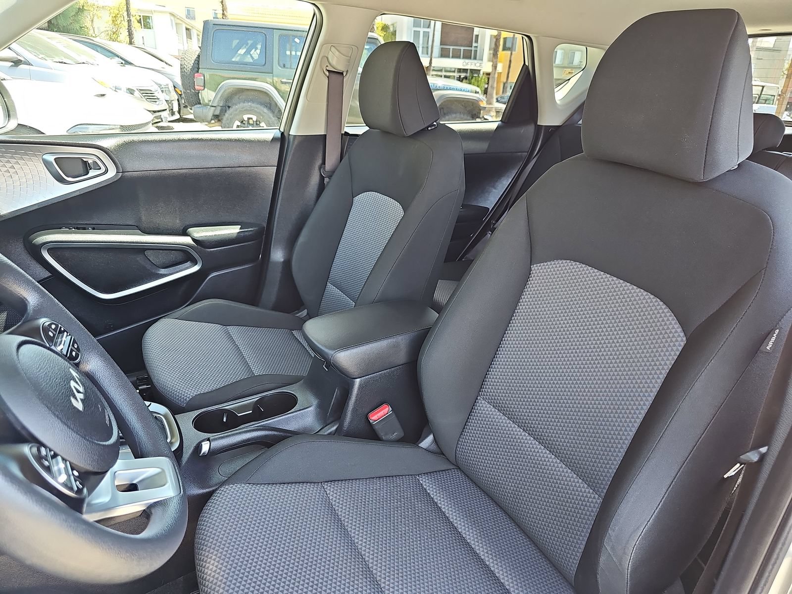 Used 2024 Kia Soul LX w/ Option Group 015 FWD image 14