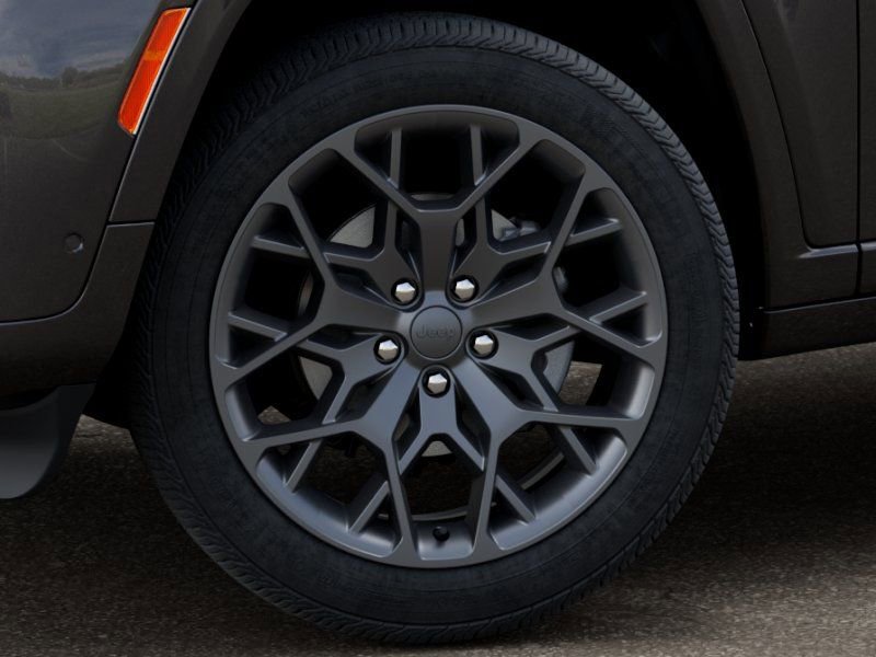 New 2026 Jeep Grand Cherokee L Summit image 8