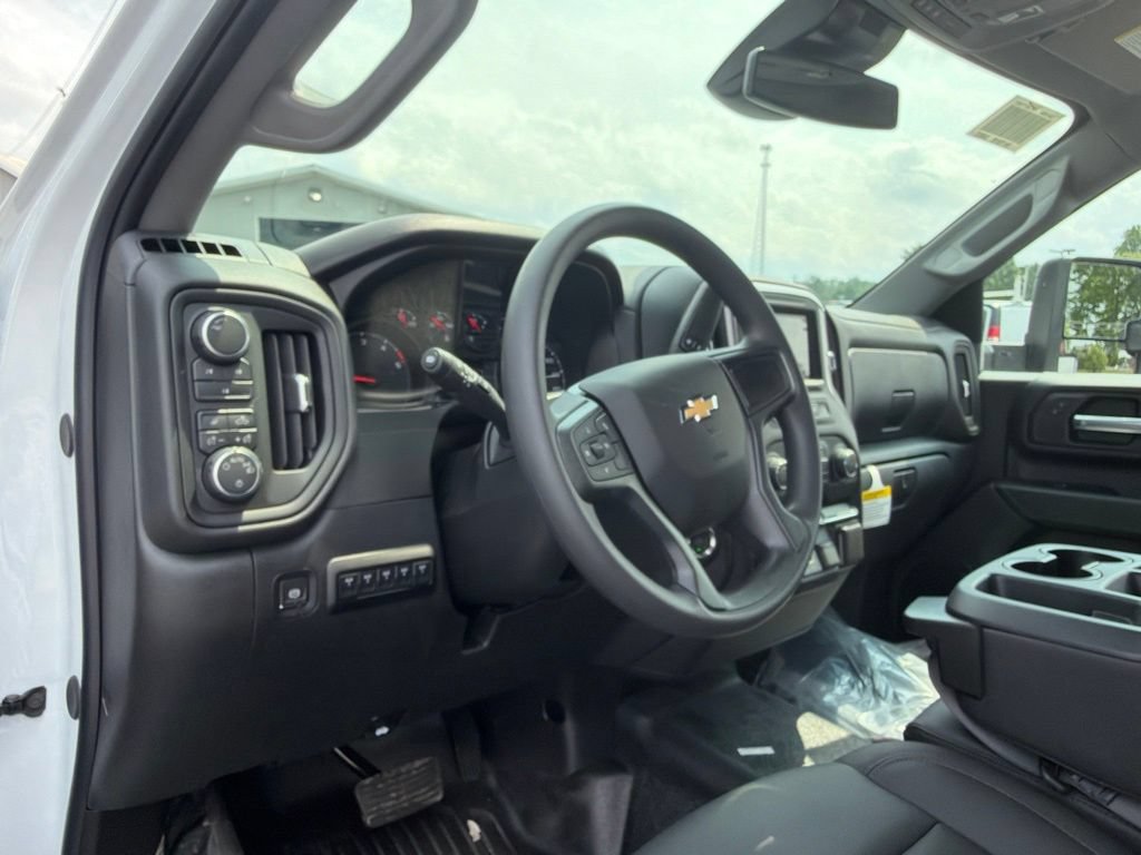 New 2026 Chevrolet Silverado 3500 W/T AWD/4WD image 6