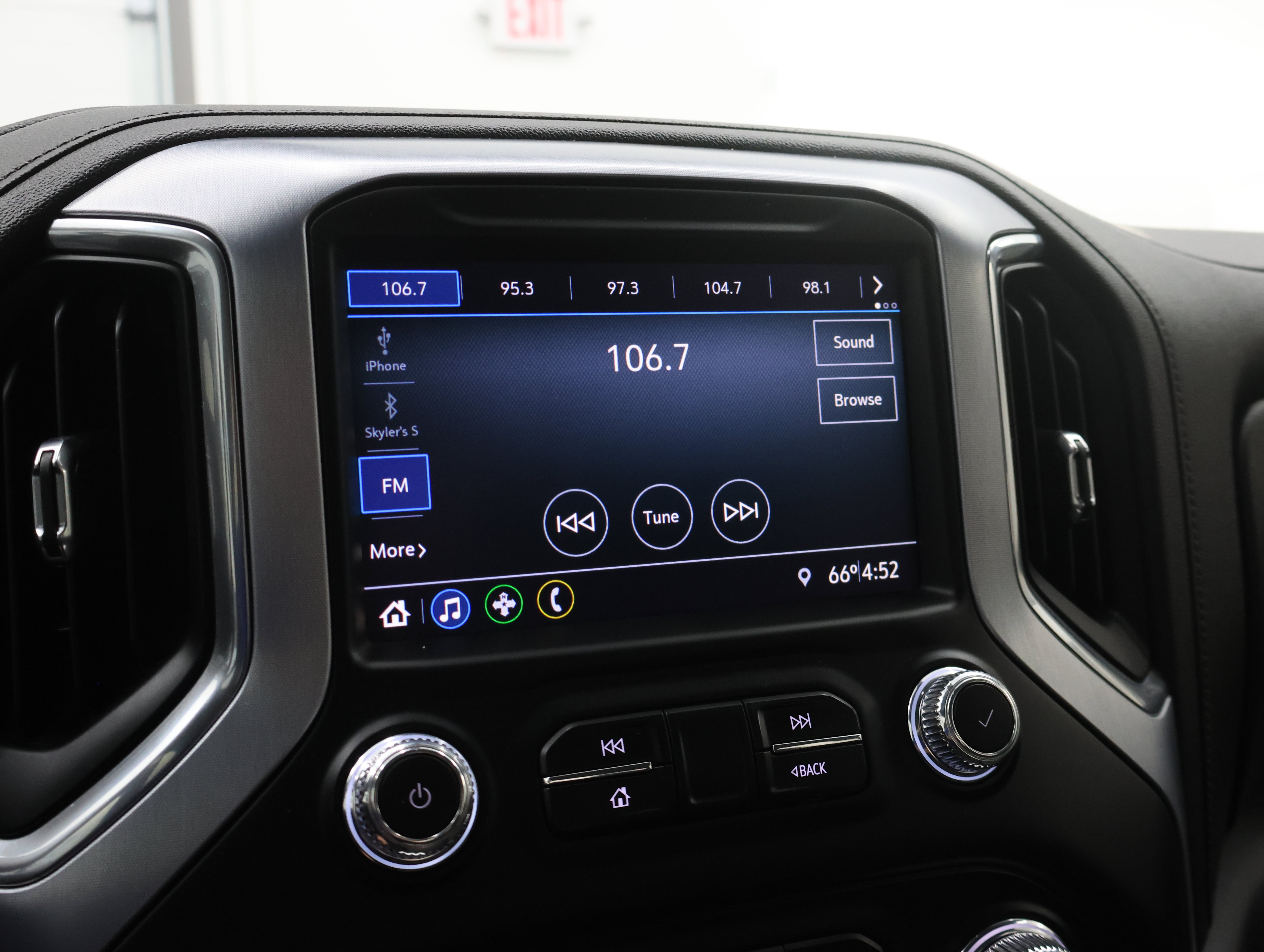Used 2023 GMC Sierra 2500 SLE AWD/4WD image 11