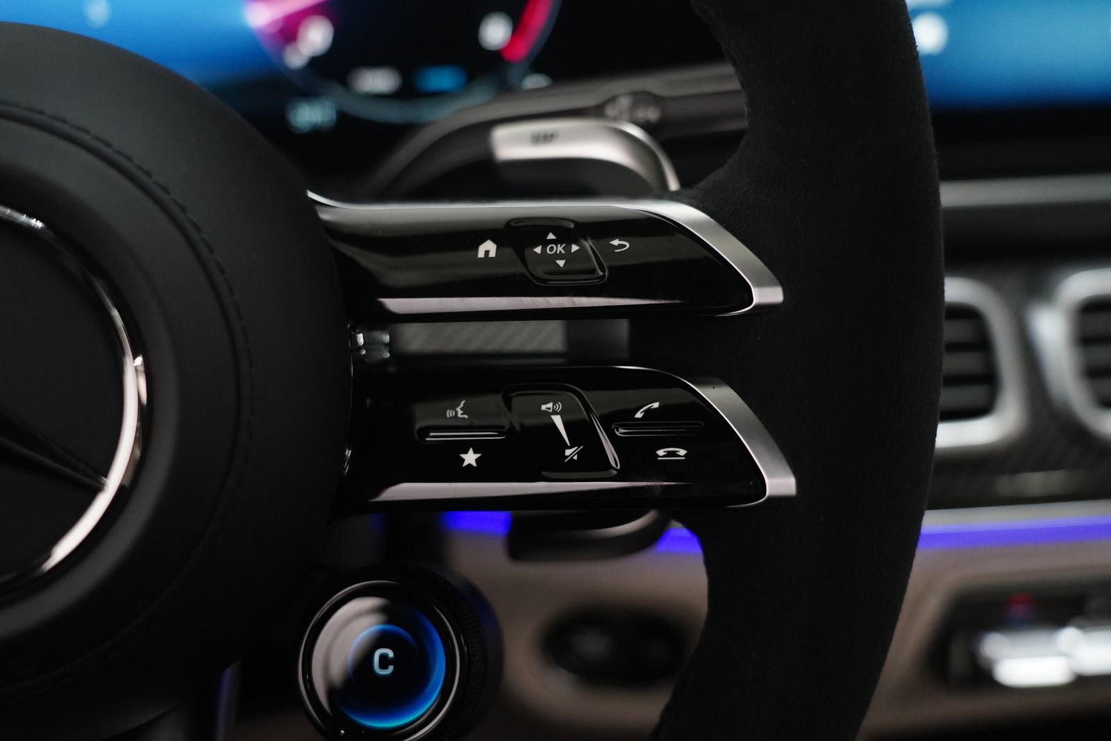 New 2026 Mercedes-Benz GLE 63 AMG S image 21