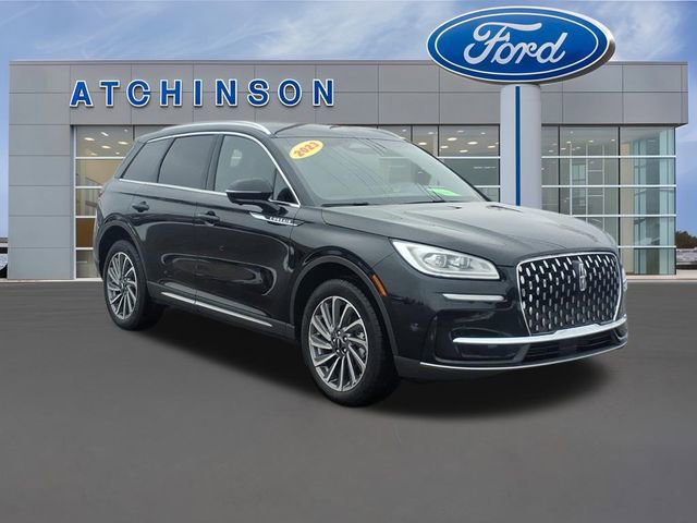 Used 2023 Lincoln Corsair Reserve w/ Equipment Group 201A image 3