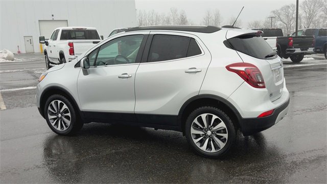 Used 2022 Buick Encore Preferred w/ Safety Package image 6