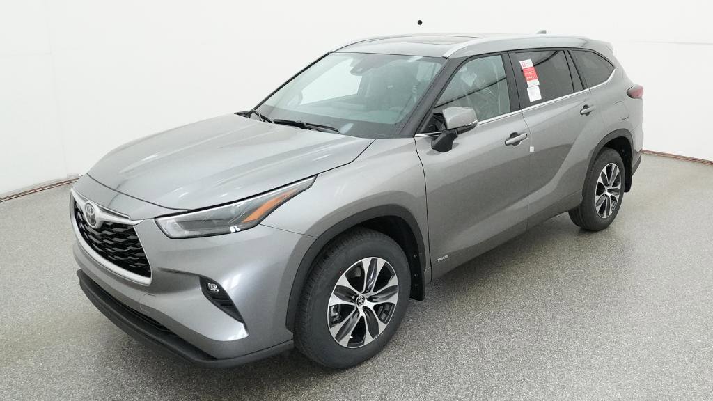 New 2026 Toyota Highlander XLE AWD/4WD image 1