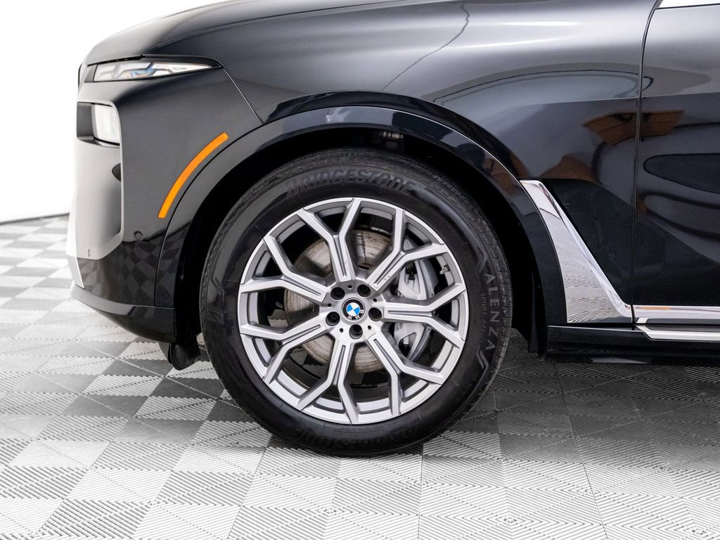 Used 2023 BMW X7 xDrive40i w/ Premium Package image 38